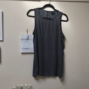 A never worn Who What Wear tank blouse